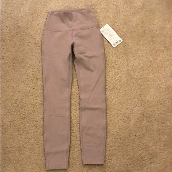 lululemon athletica Pants - Lululemon wunder under